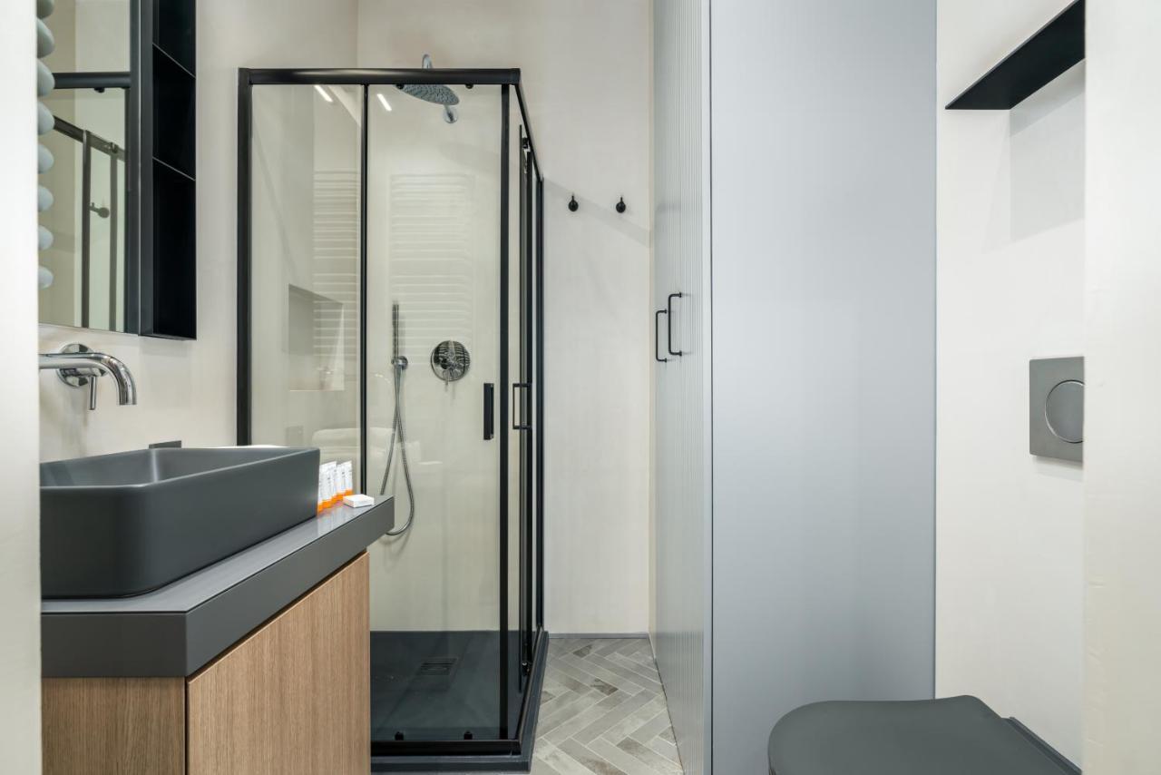Central Apartments Garbary By Noclegi Renters Poznan Bagian luar foto