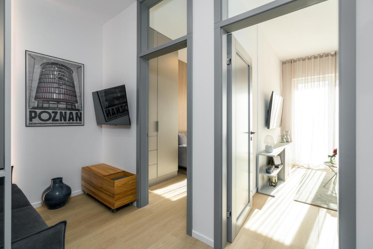 Central Apartments Garbary By Noclegi Renters Poznan Bagian luar foto